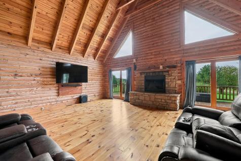 33 Township Road 16 Centerburg OH 43011