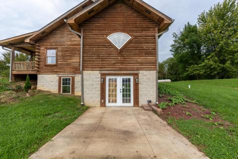 33 Township Road 16 Centerburg OH 43011