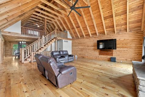 33 Township Road 16 Centerburg OH 43011