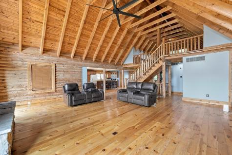 33 Township Road 16 Centerburg OH 43011