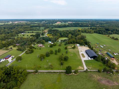 33 Township Road 16 Centerburg OH 43011