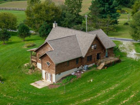 33 Township Road 16 Centerburg OH 43011
