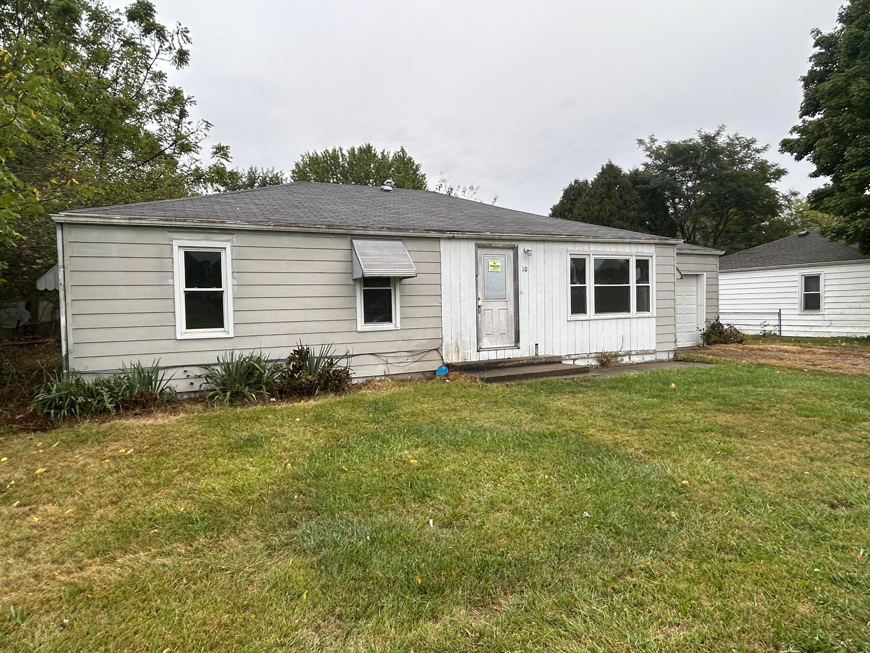 10 Yoakum Drive Mount Vernon OH 43050