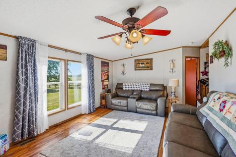 13982 Lucerne Road Fredericktown OH 43019