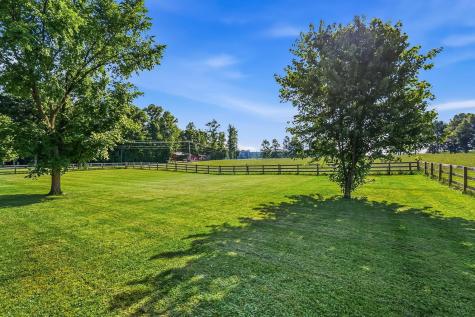 13982 Lucerne Road Fredericktown OH 43019
