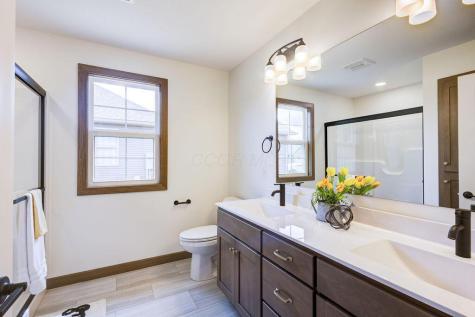 208 Plymouth Road Mount Vernon OH 43050