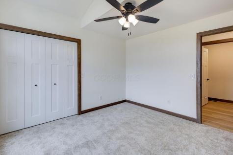 208 Plymouth Road Mount Vernon OH 43050