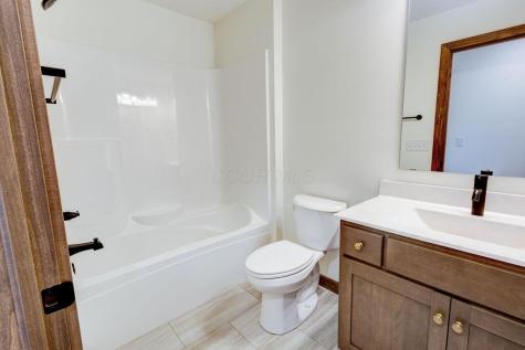 208 Plymouth Road Mount Vernon OH 43050