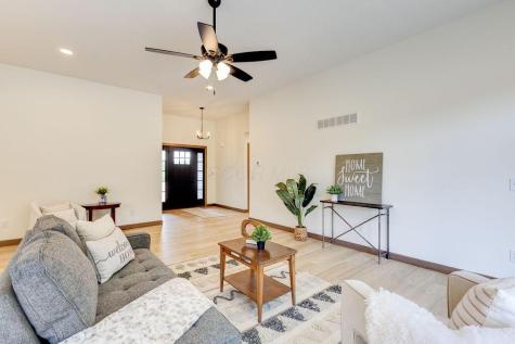 208 Plymouth Road Mount Vernon OH 43050