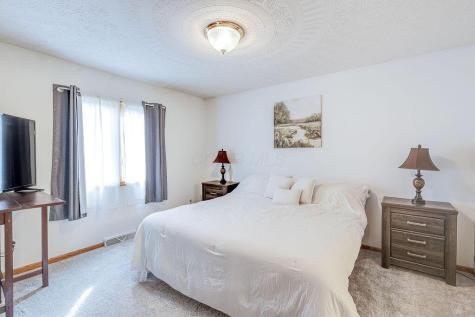 1080 Apple Valley Drive Howard OH 43028