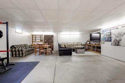 1080 Apple Valley Drive Howard OH 43028