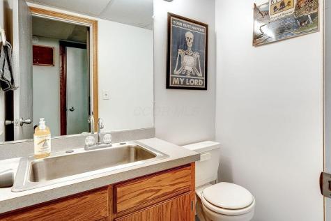 1080 Apple Valley Drive Howard OH 43028