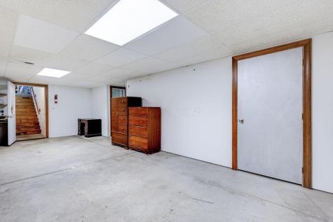 1080 Apple Valley Drive Howard OH 43028