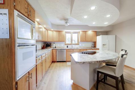 1080 Apple Valley Drive Howard OH 43028