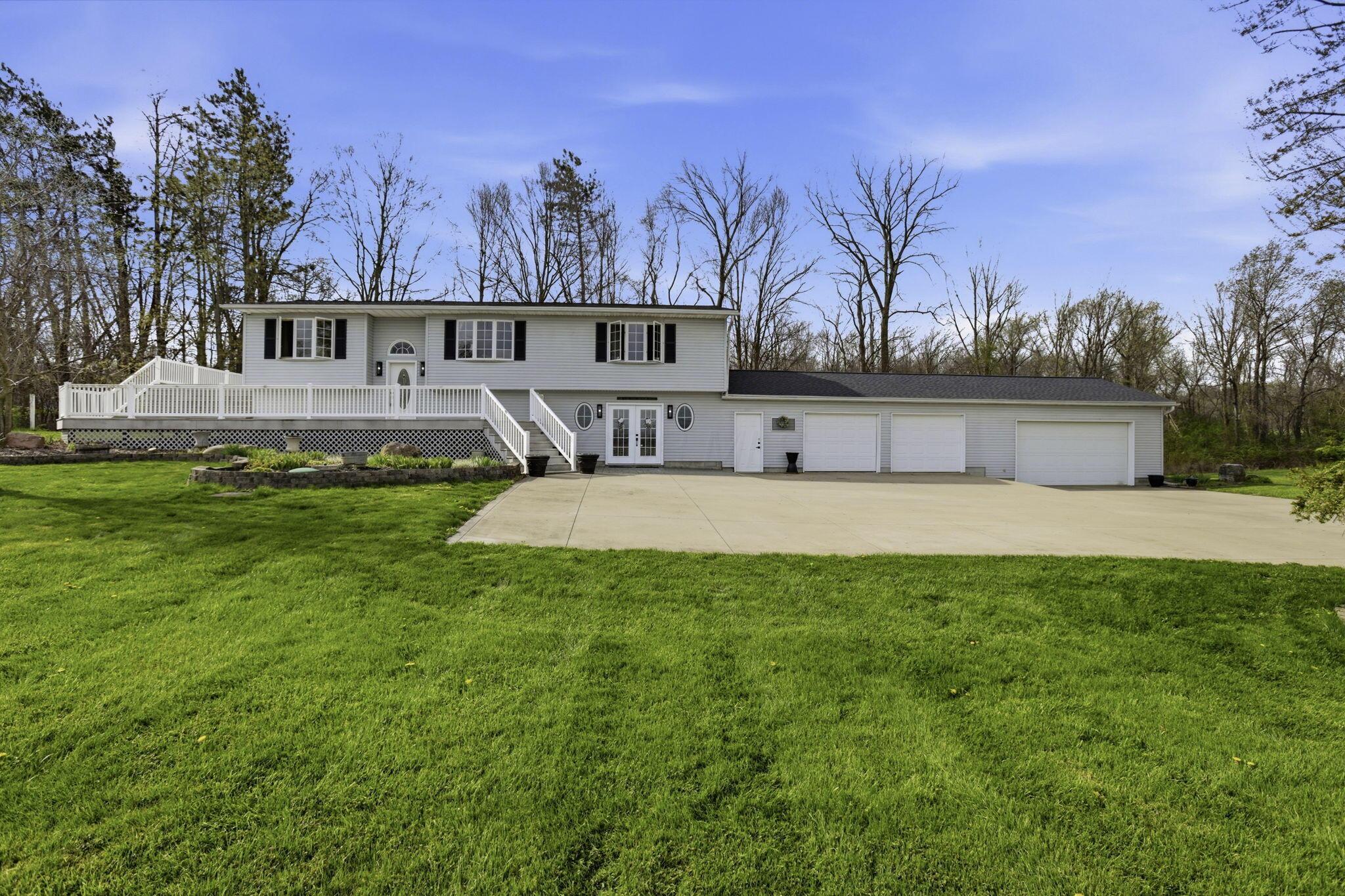 12830 New Delaware Road Mount Vernon OH 43050