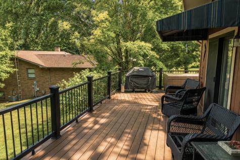 64 Greenview Court Howard OH 43028