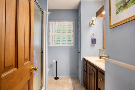 64 Greenview Court Howard OH 43028
