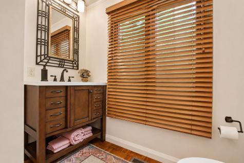64 Greenview Court Howard OH 43028