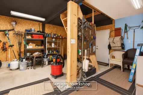 64 Greenview Court Howard OH 43028