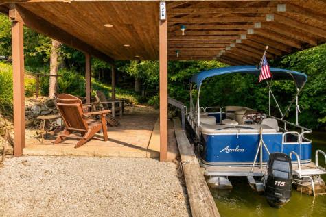 64 Greenview Court Howard OH 43028
