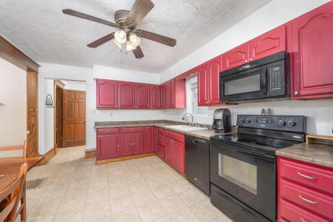 331 Maple Avenue Utica OH 43080