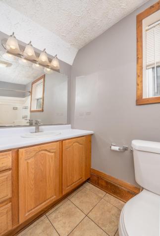 331 Maple Avenue Utica OH 43080
