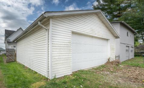 331 Maple Avenue Utica OH 43080