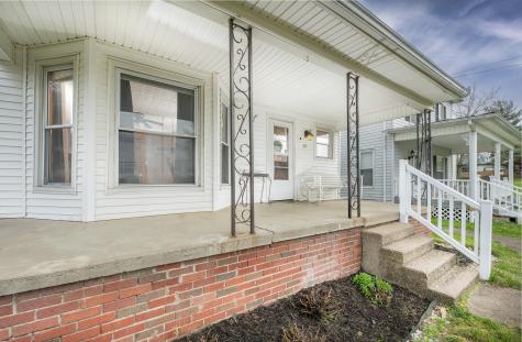 331 Maple Avenue Utica OH 43080