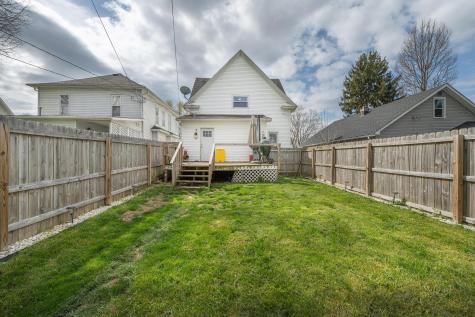 331 Maple Avenue Utica OH 43080