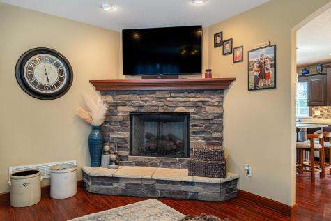 25 Fieldcrest Drive Centerburg OH 43011
