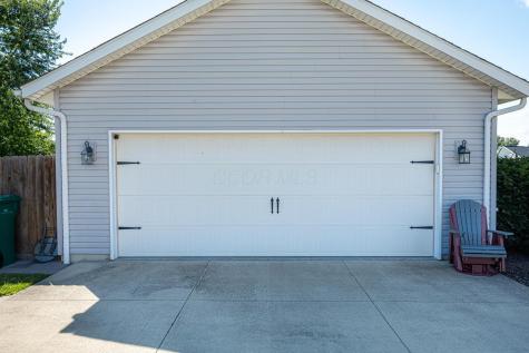25 Fieldcrest Drive Centerburg OH 43011