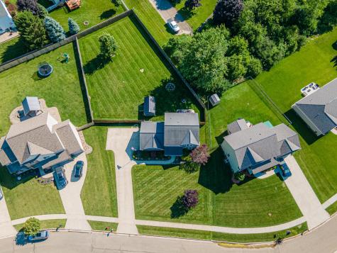 25 Fieldcrest Drive Centerburg OH 43011