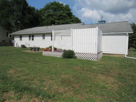 7 Eastgate Drive Mount Vernon OH 43050