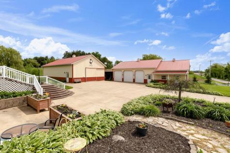 5643 Yankee Street Fredericktown OH 43019
