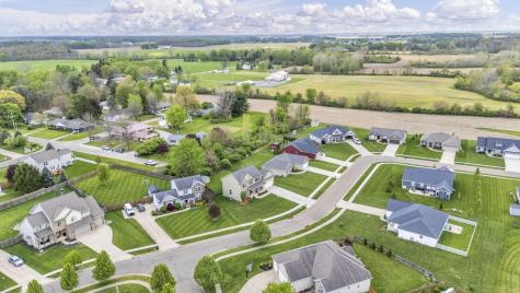 27 Fieldcrest Drive Centerburg OH 43011