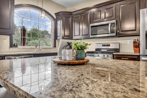 27 Fieldcrest Drive Centerburg OH 43011