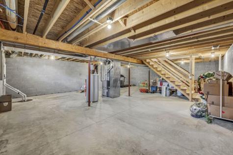 27 Fieldcrest Drive Centerburg OH 43011