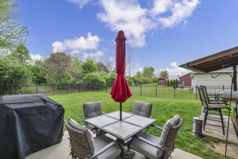 27 Fieldcrest Drive Centerburg OH 43011