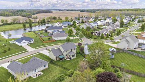 27 Fieldcrest Drive Centerburg OH 43011