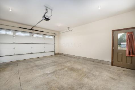 22686 Deal Road Gambier OH 43022