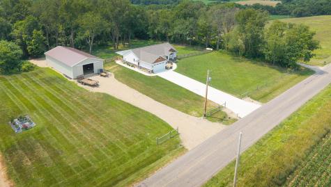 22686 Deal Road Gambier OH 43022