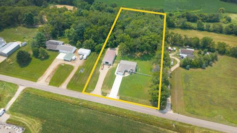 22686 Deal Road Gambier OH 43022