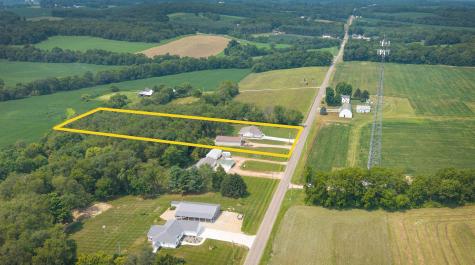 22686 Deal Road Gambier OH 43022