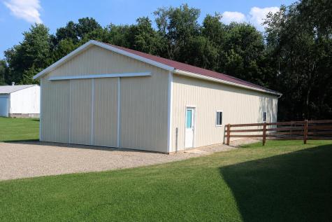 22686 Deal Road Gambier OH 43022