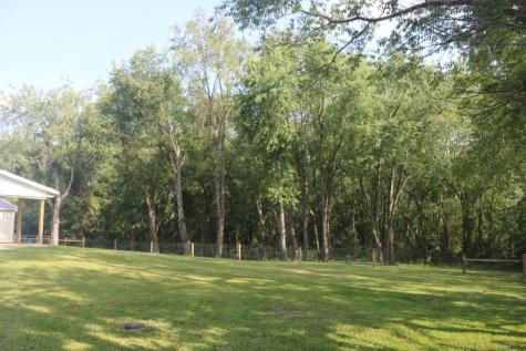 22686 Deal Road Gambier OH 43022