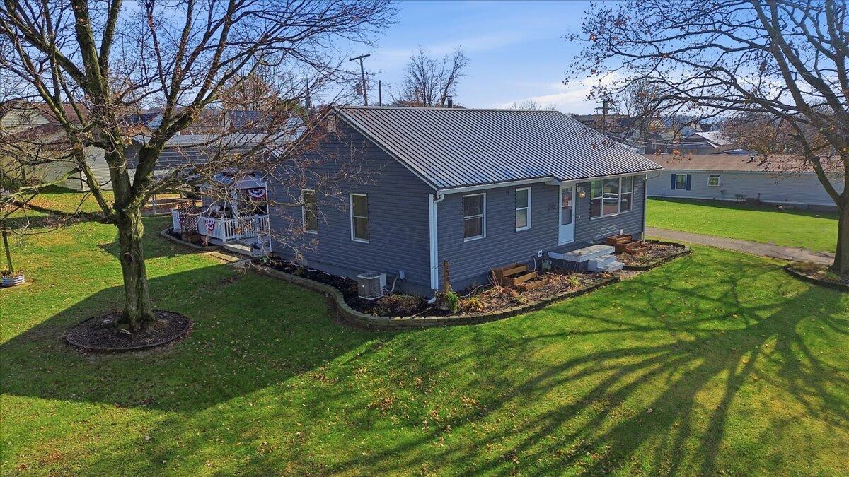 204 S Richards Street Danville OH 43014