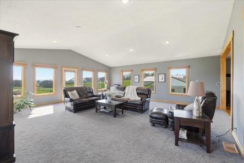 11391 Banning Road Mount Vernon OH 43050