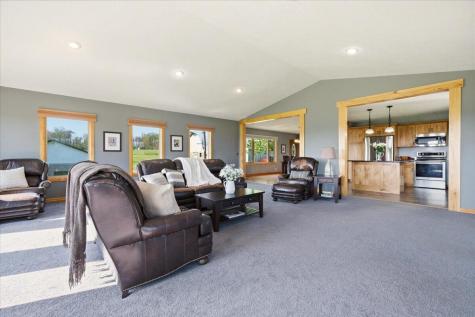 11391 Banning Road Mount Vernon OH 43050