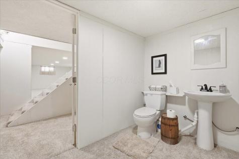 11391 Banning Road Mount Vernon OH 43050