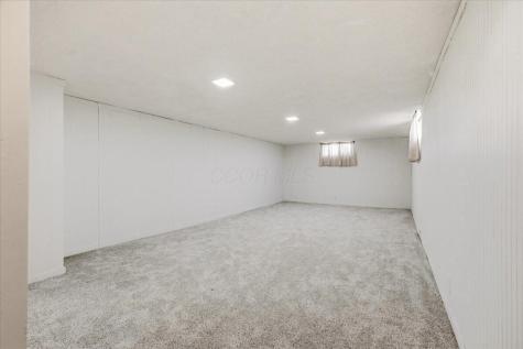11391 Banning Road Mount Vernon OH 43050